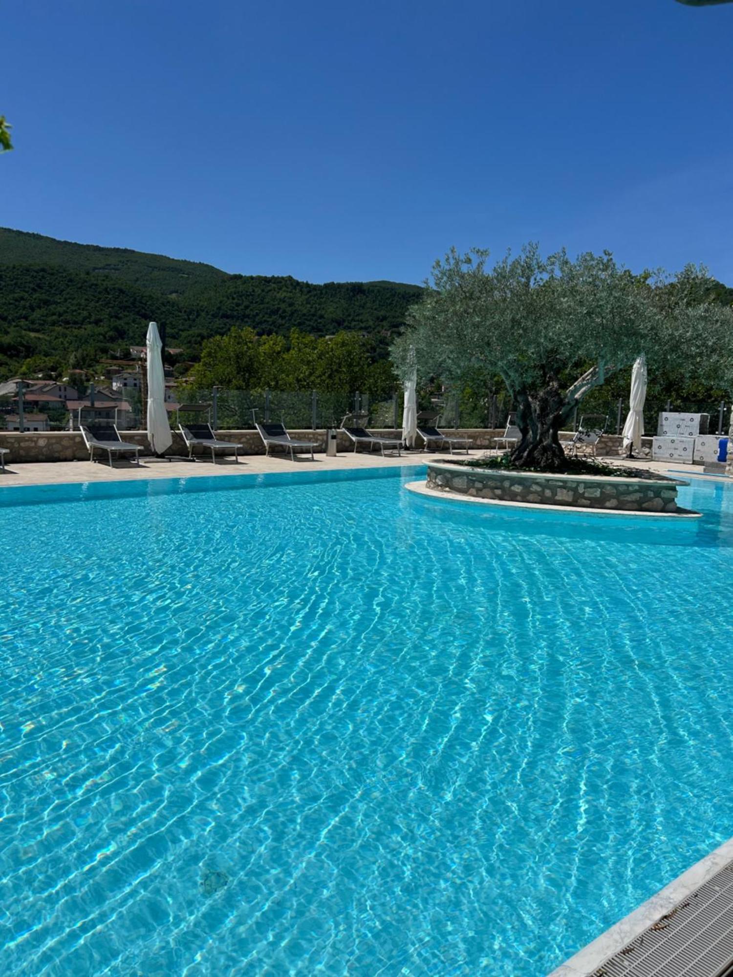 Hotel Gans Cascia Exterior photo